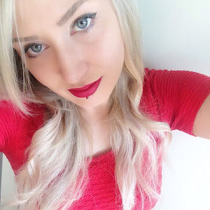 Meet your Posher, Gabrielle